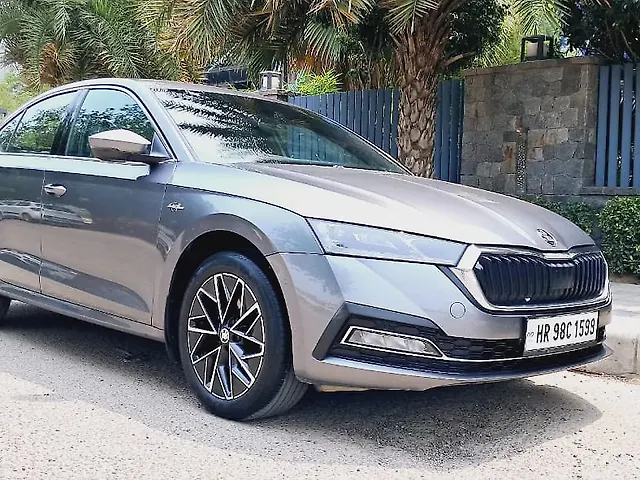 Used Skoda Octavia L&K 2.0 in Delhi