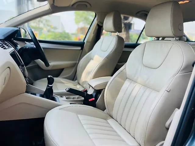 Used Skoda Octavia [2017-2021] 1.4 TSI Style in Bangalore