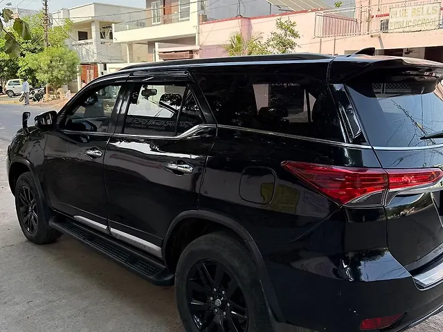 Used Toyota Fortuner [2016-2021] 2.8 4x4 AT [2016-2020] in Lucknow