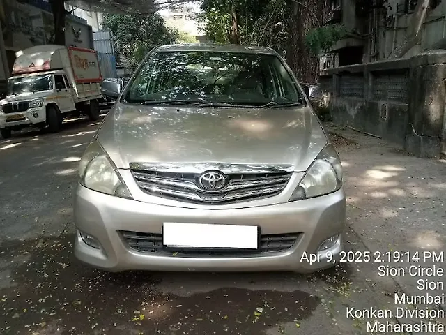 Used 2010 Toyota Innova in Mumbai