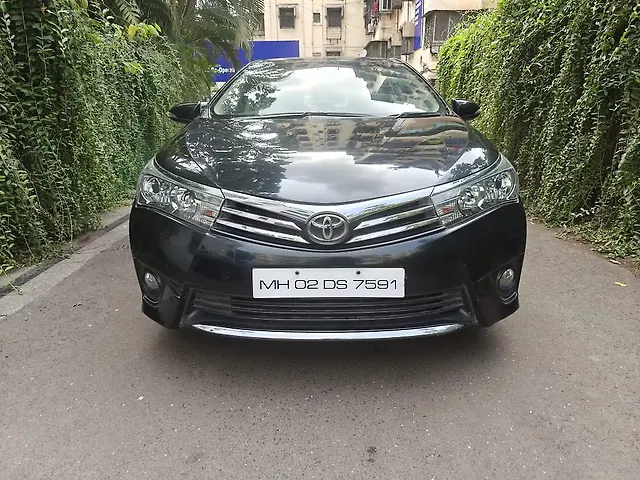 Used 2014 Toyota Corolla Altis in Mumbai