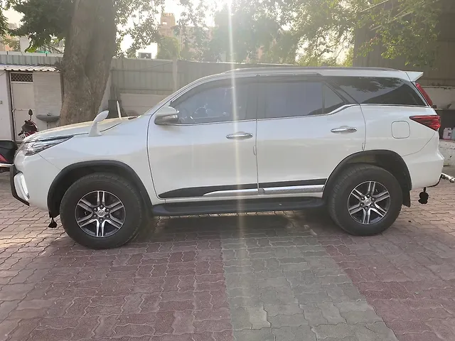Used Toyota Fortuner [2016-2021] 2.8 4x2 MT [2016-2020] in Lucknow