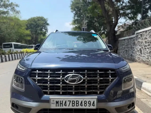 Used 2022 Hyundai Venue in Mumbai