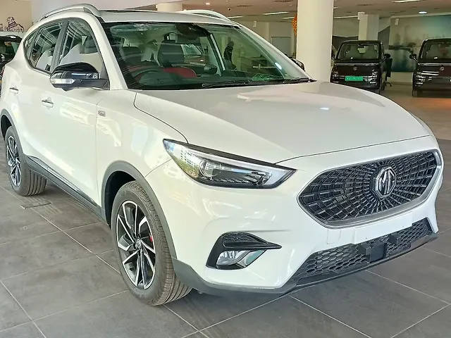 Used MG Astor Savvy 1.3 Turbo AT S Red [2021-2023] in Bangalore