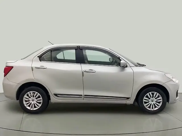 Used Maruti Suzuki Dzire [2017-2020] VXi AMT in Hyderabad