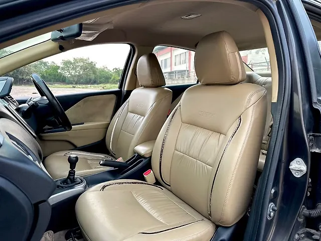 Used Honda City 4th Generation V Petrol [2017-2019] in Delhi