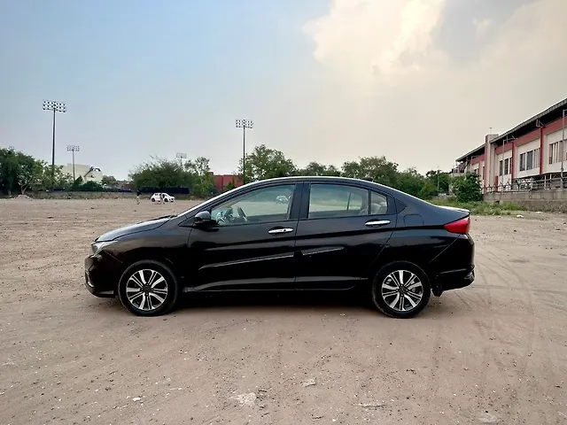Used Honda City 4th Generation V Petrol [2017-2019] in Delhi