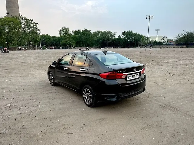 Used Honda City 4th Generation V Petrol [2017-2019] in Delhi