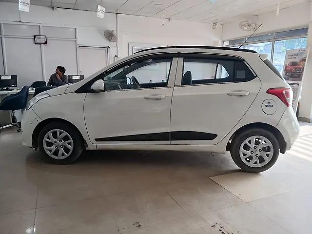 Used Hyundai Grand i10 Sportz (O) U2 1.2 CRDi [2017-2018] in Ranchi