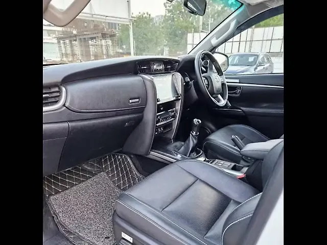 Used Toyota Fortuner 4X2 MT 2.8 Diesel in Ahmedabad