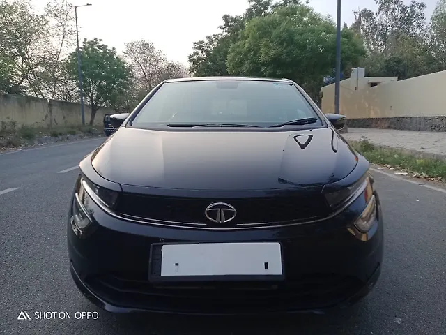 Used 2023 Tata Altroz in Delhi