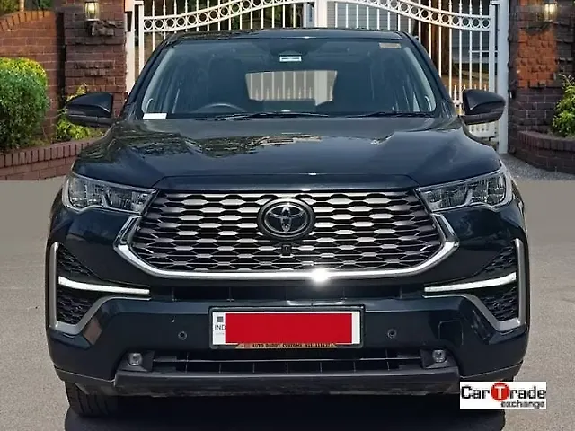 Used 2023 Toyota Innova Hycross in Delhi
