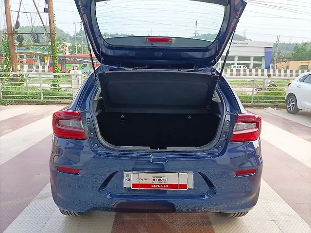Used Toyota Glanza V in Guwahati