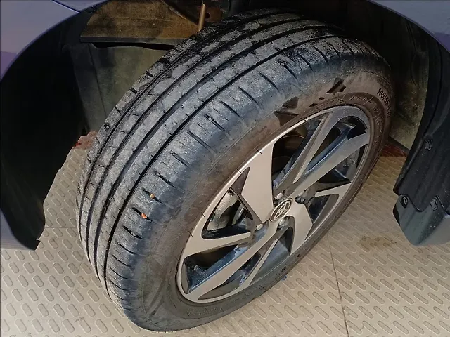 Used Toyota Glanza V in Guwahati