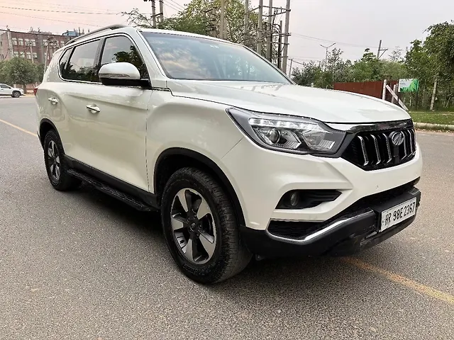 Used Mahindra Alturas G4 2WD High AT in Chandigarh