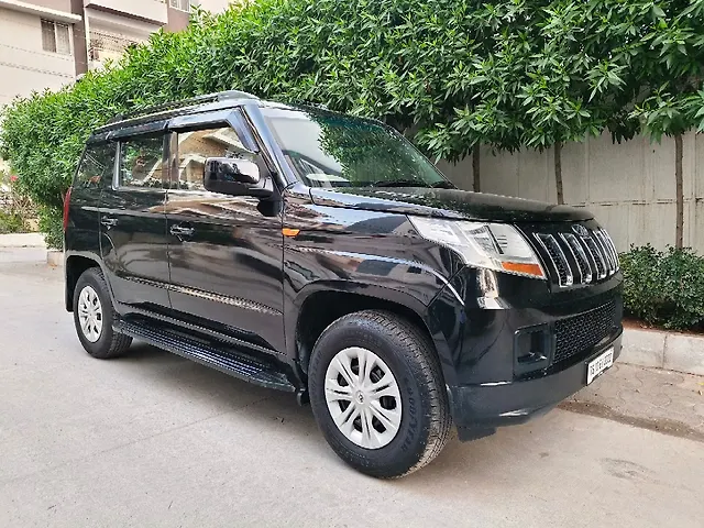Used 2017 Mahindra TUV300 in Hyderabad