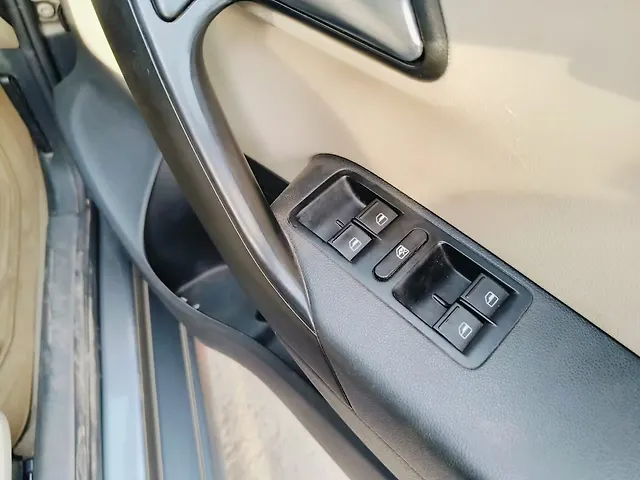 Used 2014 Volkswagen Polo in Mumbai