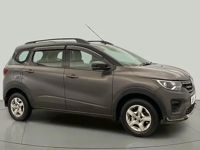 Used 2022 Renault Triber in Delhi