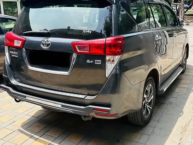 Used Toyota Innova Crysta [2016-2020] 2.4 V Diesel in Chandigarh