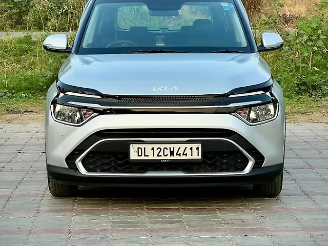 Used 2023 Kia Carens in Delhi