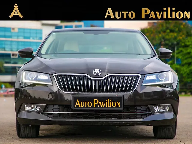 Used 2018 Skoda Superb in Mumbai