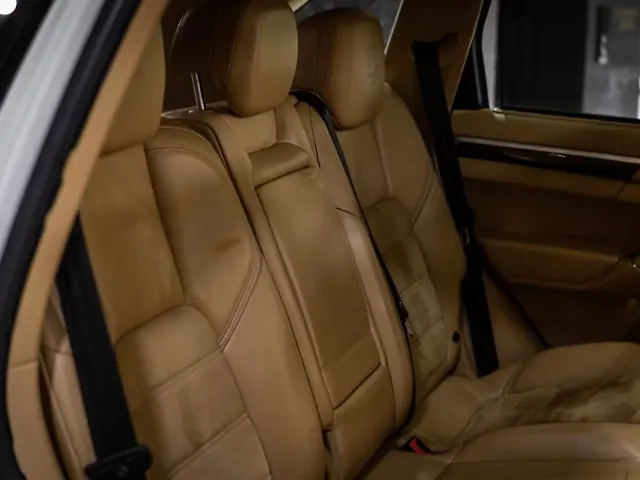 Used Porsche Cayenne [2014-2018] Platinum Edition in Delhi