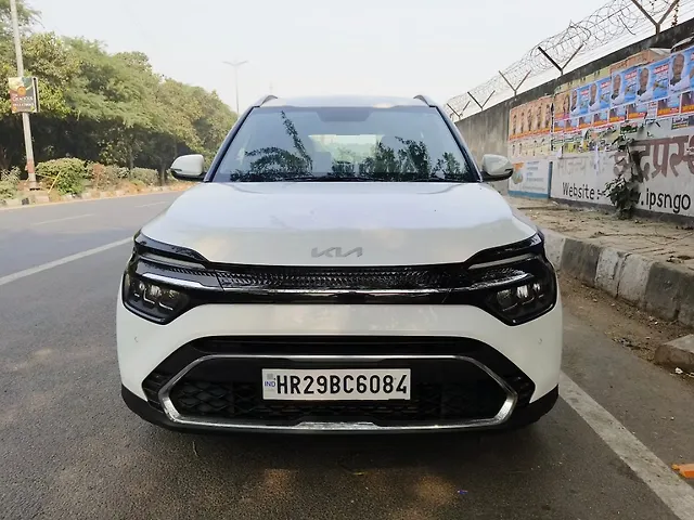 Used 2024 Kia Carens in Delhi