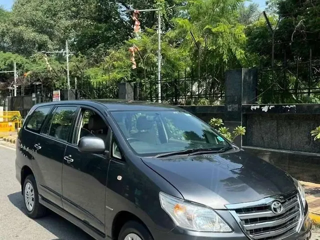 Used Toyota Innova [2015-2016] 2.5 GX BS III 8 STR in Chandigarh