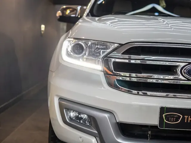 Used Ford Endeavour [2016-2019] Titanium 3.2 4x4 AT in Delhi