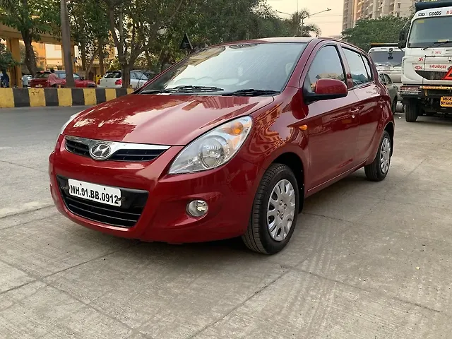 Used 2011 Hyundai i20 in Mumbai