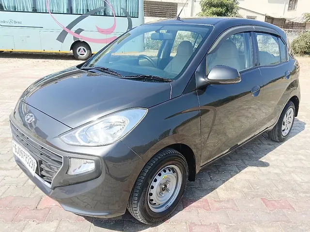 Used Hyundai Santro Magna in Ahmedabad