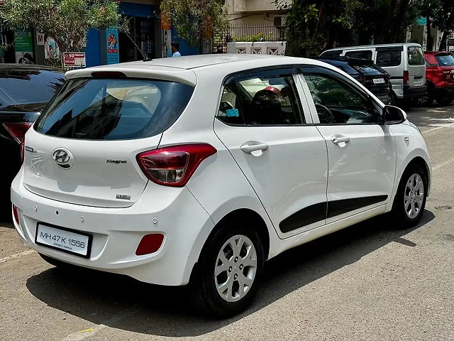 Used Hyundai Grand i10 [2013-2017] Magna 1.2 Kappa VTVT [2016-2017] in Mumbai