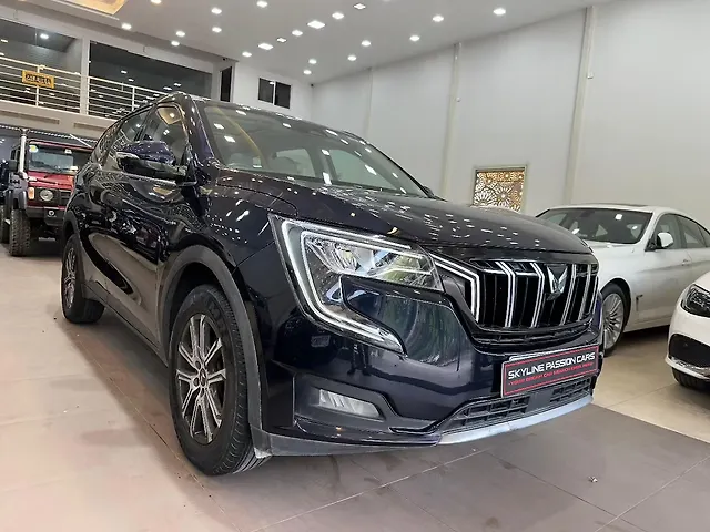 Used Mahindra XUV700 AX 7 Diesel  AT Luxury Pack 7 STR [2021] in Bangalore