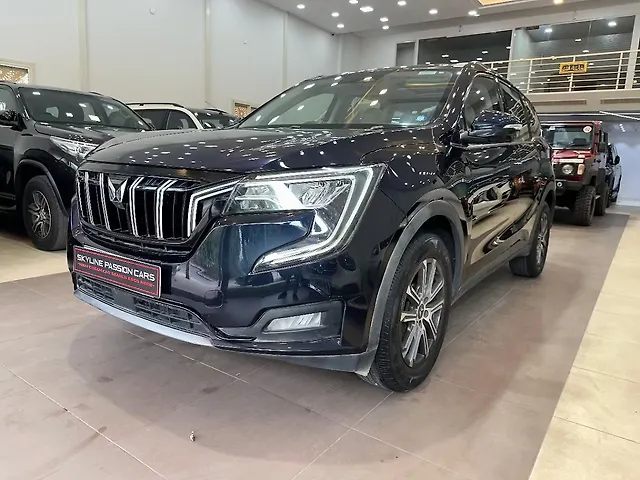Used Mahindra XUV700 AX 7 Diesel  AT Luxury Pack 7 STR [2021] in Bangalore