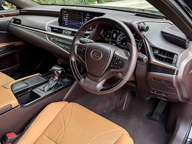Used Lexus ES 300h Luxury [2020-2021] in Kochi