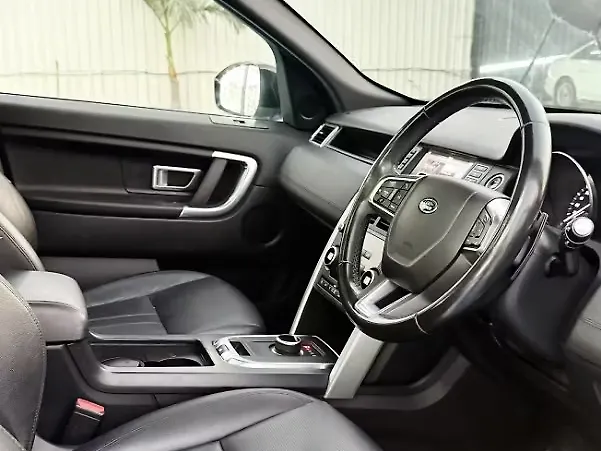 Used Land Rover Discovery Sport [2015-2017] HSE 7-Seater in Delhi