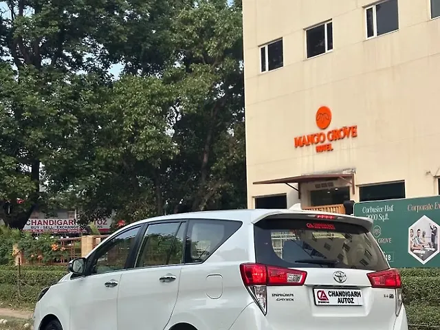 Used Toyota Innova Crysta [2016-2020] 2.4 ZX AT 7 STR in Chandigarh