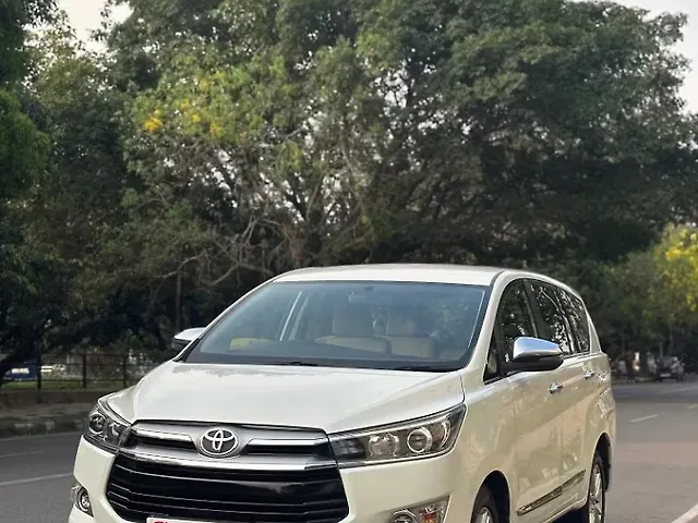 Used Toyota Innova Crysta [2016-2020] 2.4 ZX AT 7 STR in Chandigarh