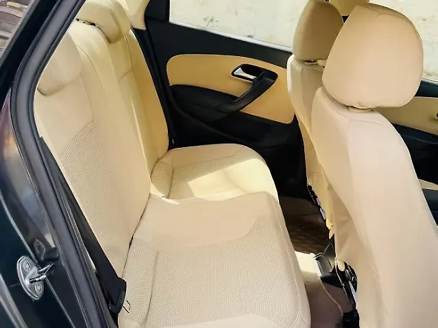 Used Volkswagen Ameo Comfortline Plus 1.5L AT (D) in Agra