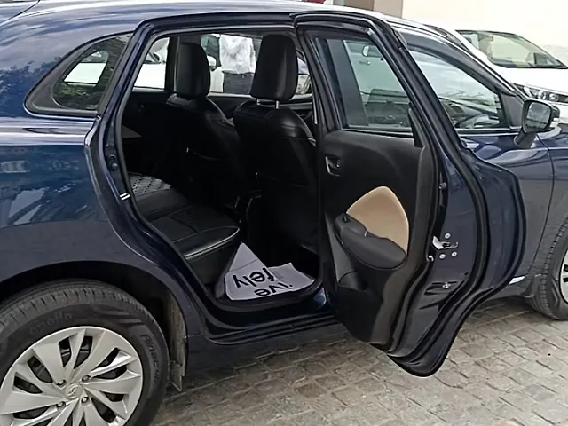 Used Toyota Glanza S E-CNG in Delhi