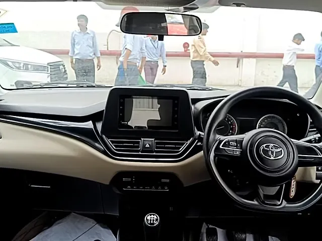 Used Toyota Glanza S E-CNG in Delhi