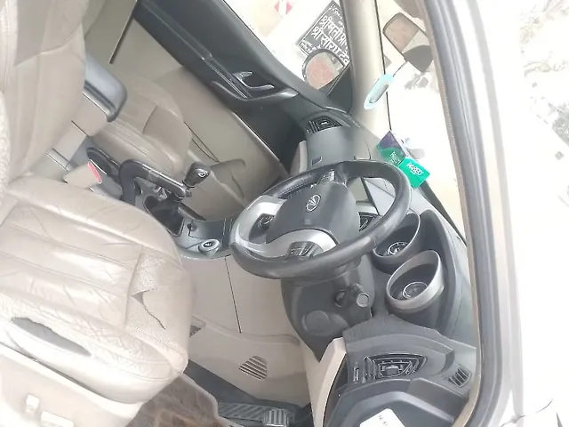 Used Mahindra XUV500 [2015-2018] W10 in Kanpur