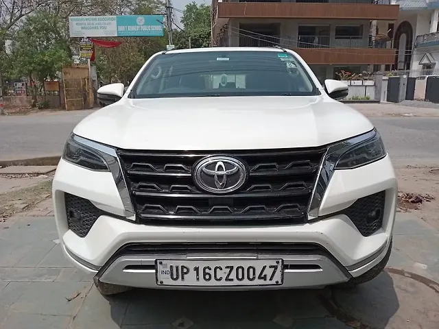 Used 2021 Toyota Fortuner in Delhi
