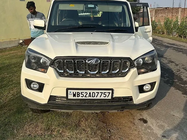 Used 2016 Mahindra Scorpio in Kolkata