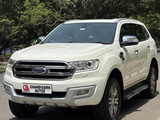 Used Ford Endeavour [2016-2019] Titanium 3.2 4x4 AT in Chandigarh