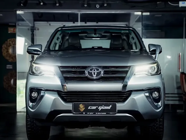 Used 2019 Toyota Fortuner in Delhi