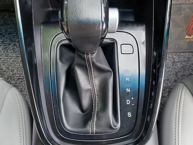 Used MG Hector [2021-2023] Shine 1.5 Petrol Turbo CVT in Mumbai