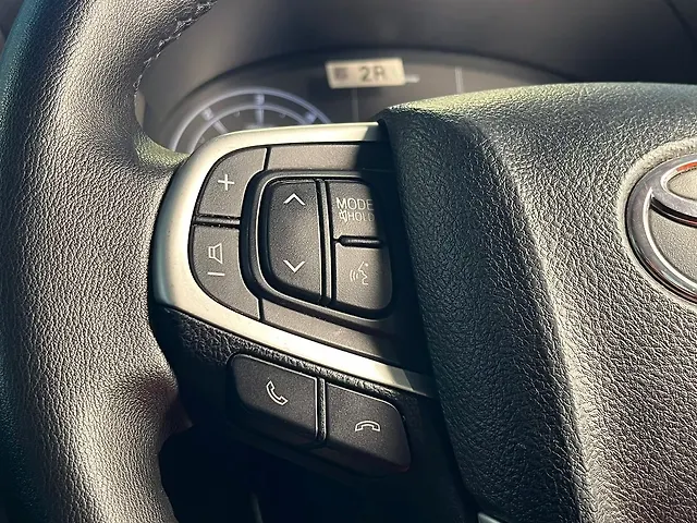 Used Toyota Innova Crysta [2016-2020] 2.4 GX 8 STR [2016-2020] in Delhi