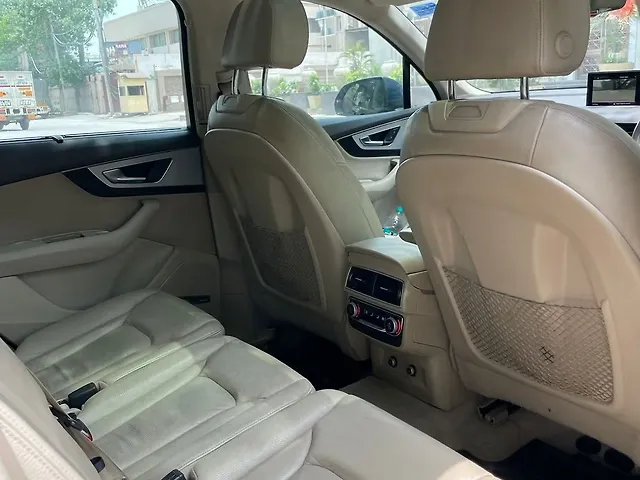 Used Audi Q7 [2015-2020] 45 TFSI Technology Pack in Delhi
