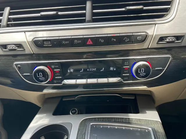 Used Audi Q7 [2015-2020] 45 TFSI Technology Pack in Delhi